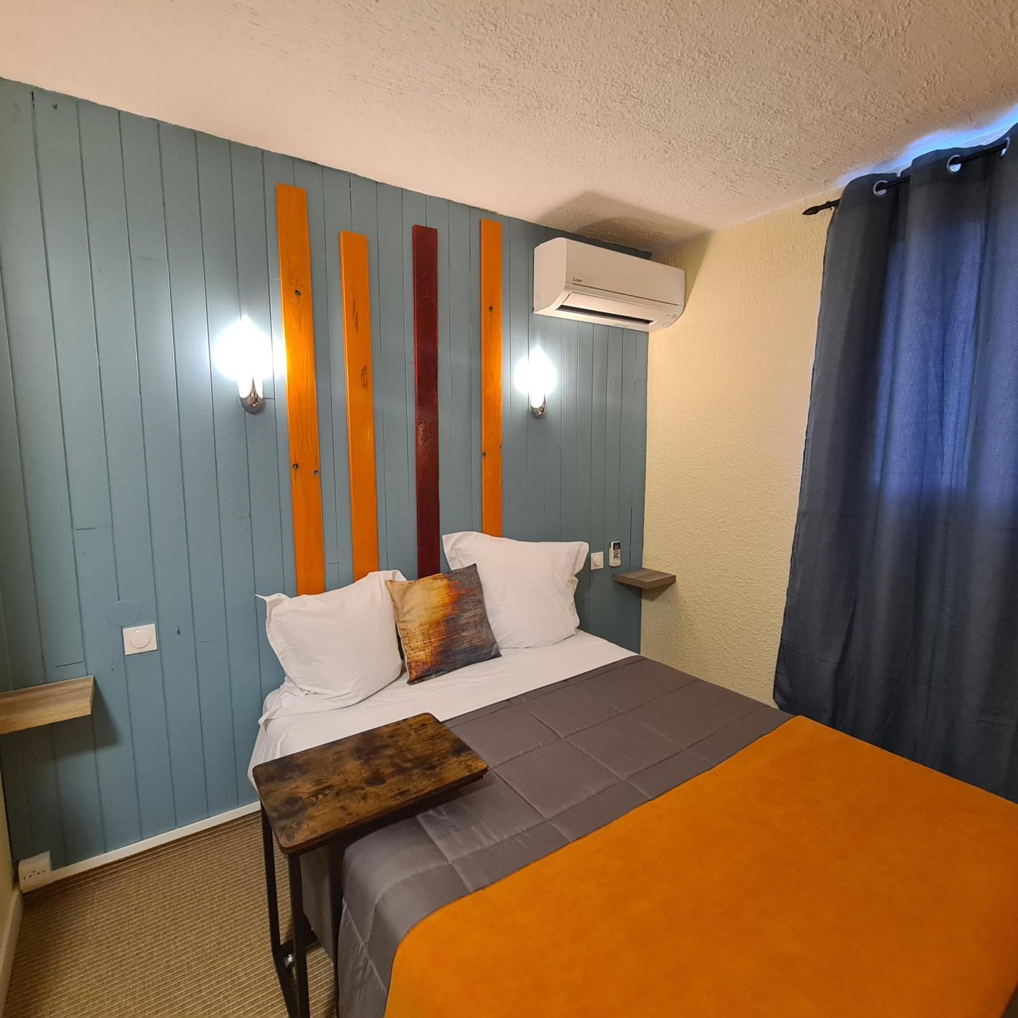 Hotel L'Etoile Aeroport - A61 Carcassonne Exterior photo